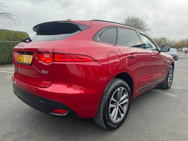 2016 Jaguar F-Pace 2.0d R-Sport 5dr Auto AWD