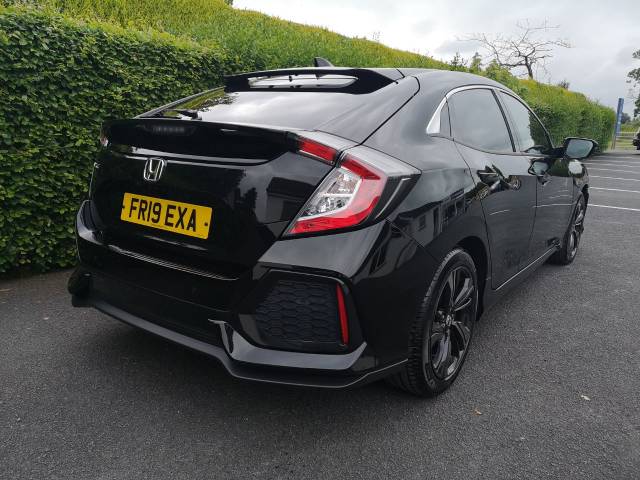 2019 Honda Civic 𝐕𝐄𝐇𝐈𝐂𝐋𝐄 𝐑𝐄𝐒𝐄𝐑𝐕𝐄𝐃 1.0 VTEC Turbo EX 5dr