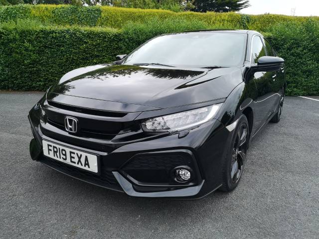 2019 Honda Civic 𝐕𝐄𝐇𝐈𝐂𝐋𝐄 𝐑𝐄𝐒𝐄𝐑𝐕𝐄𝐃 1.0 VTEC Turbo EX 5dr