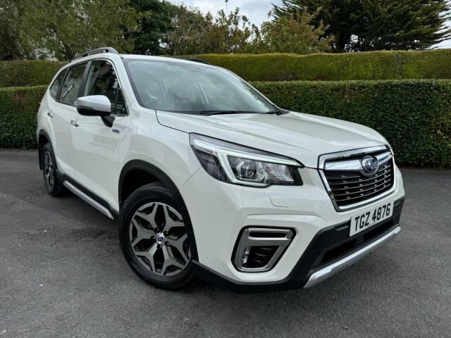 Subaru Forester 2.0 𝐕𝐄𝐇𝐈𝐂𝐋𝐄 𝐑𝐄𝐒𝐄𝐑𝐕𝐄𝐃 Estate Petrol / Electric Hybrid White