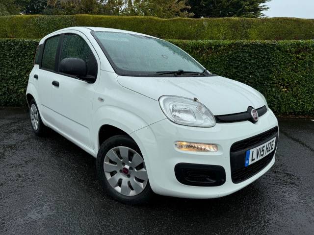 Fiat Panda 1.2 𝐕𝐄𝐇𝐈𝐂𝐋𝐄 𝐑𝐄𝐒𝐄𝐑𝐕𝐄𝐃 Hatchback Petrol White
