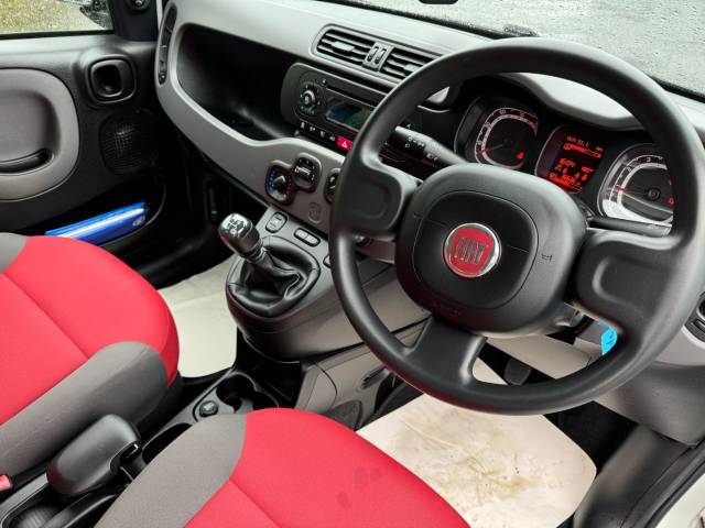 2015 Fiat Panda 1.2 𝐕𝐄𝐇𝐈𝐂𝐋𝐄 𝐑𝐄𝐒𝐄𝐑𝐕𝐄𝐃