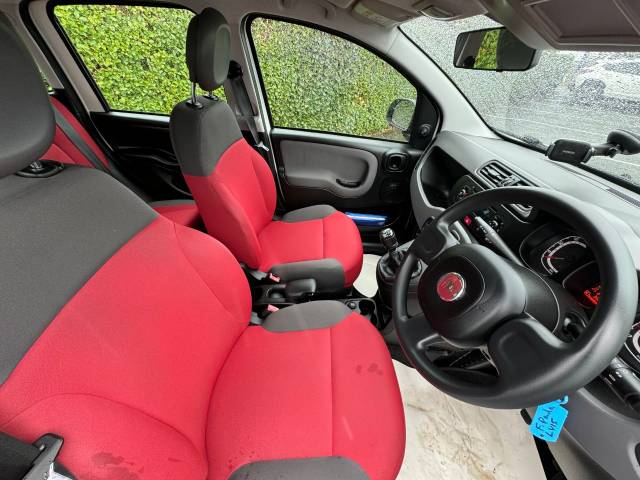 2015 Fiat Panda 1.2 𝐕𝐄𝐇𝐈𝐂𝐋𝐄 𝐑𝐄𝐒𝐄𝐑𝐕𝐄𝐃