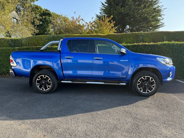 2017 Toyota Hilux 2.4 𝐕𝐄𝐇𝐈𝐂𝐋𝐄 𝐑𝐄𝐒𝐄𝐑𝐕𝐄𝐃