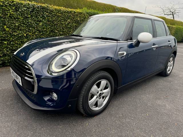 2018 Mini Hatchback 1.5 𝐕𝐄𝐇𝐈𝐂𝐋𝐄 𝐑𝐄𝐒𝐄𝐑𝐕𝐄𝐃