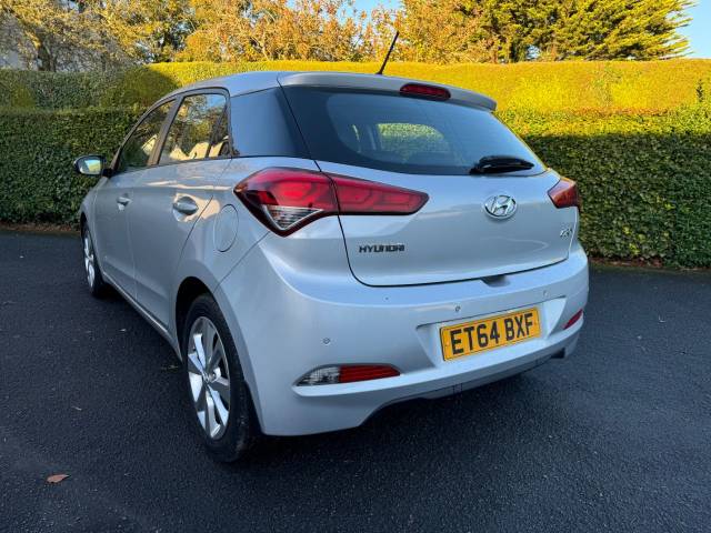 2015 Hyundai i20 1.2 𝐕𝐄𝐇𝐈𝐂𝐋𝐄 𝐑𝐄𝐒𝐄𝐑𝐕𝐄𝐃