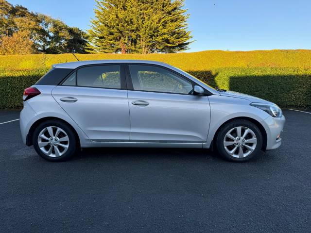 2015 Hyundai i20 1.2 𝐕𝐄𝐇𝐈𝐂𝐋𝐄 𝐑𝐄𝐒𝐄𝐑𝐕𝐄𝐃