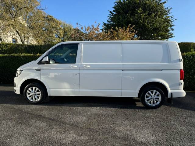 2020 Volkswagen Transporter 2.0 𝐕𝐄𝐇𝐈𝐂𝐋𝐄 𝐑𝐄𝐒𝐄𝐑𝐕𝐄𝐃