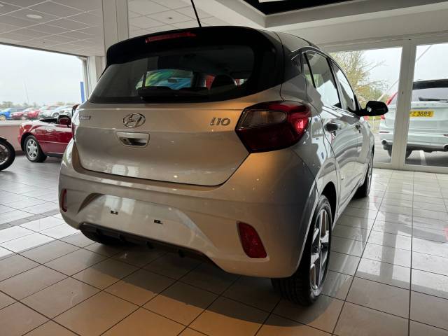 2022 Hyundai i10 1.0 𝐕𝐄𝐇𝐈𝐂𝐋𝐄 𝐑𝐄𝐒𝐄𝐑𝐕𝐄𝐃
