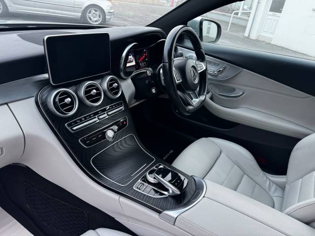2018 Mercedes-Benz C Class 2.1 𝐕𝐄𝐇𝐈𝐂𝐋𝐄 𝐑𝐄𝐒𝐄𝐑𝐕𝐄𝐃