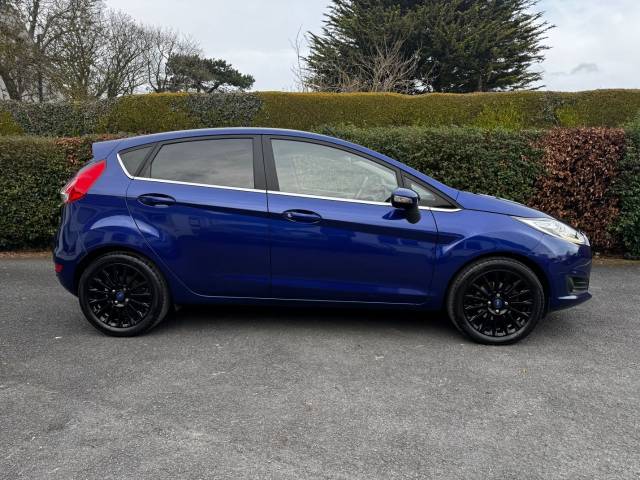 2013 Ford Fiesta 1.6 𝐕𝐄𝐇𝐈𝐂𝐋𝐄 𝐑𝐄𝐒𝐄𝐑𝐕𝐄𝐃