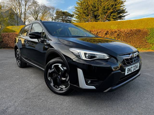 Subaru XV 2.0i e-Boxer SE 5dr Lineartronic Hatchback Petrol / Electric Hybrid Black