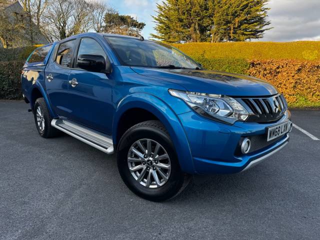 Mitsubishi L200 2.4 𝐕𝐄𝐇𝐈𝐂𝐋𝐄 𝐑𝐄𝐒𝐄𝐑𝐕𝐄𝐃 Pick Up Diesel Blue