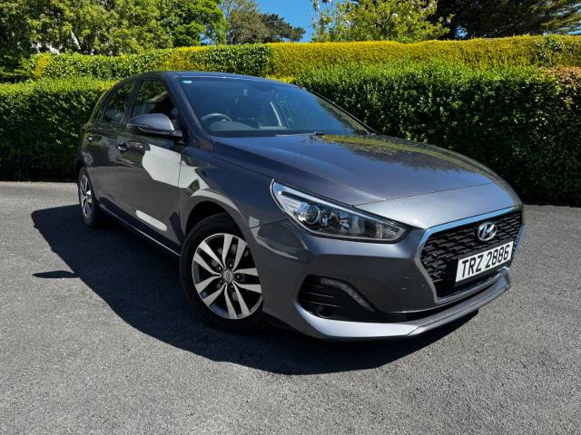 Hyundai i30 1.6 𝐕𝐄𝐇𝐈𝐂𝐋𝐄 𝐑𝐄𝐒𝐄𝐑𝐕𝐄𝐃 Hatchback Diesel Grey