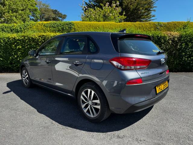 2021 Hyundai i30 1.6 𝐕𝐄𝐇𝐈𝐂𝐋𝐄 𝐑𝐄𝐒𝐄𝐑𝐕𝐄𝐃