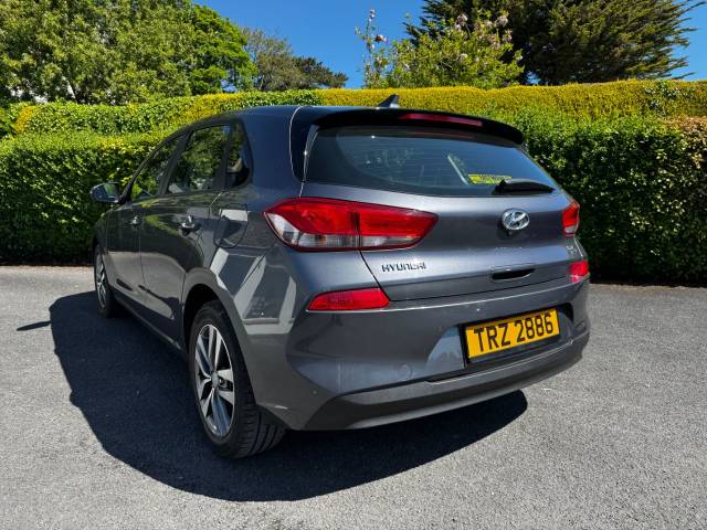 2021 Hyundai i30 1.6 𝐕𝐄𝐇𝐈𝐂𝐋𝐄 𝐑𝐄𝐒𝐄𝐑𝐕𝐄𝐃