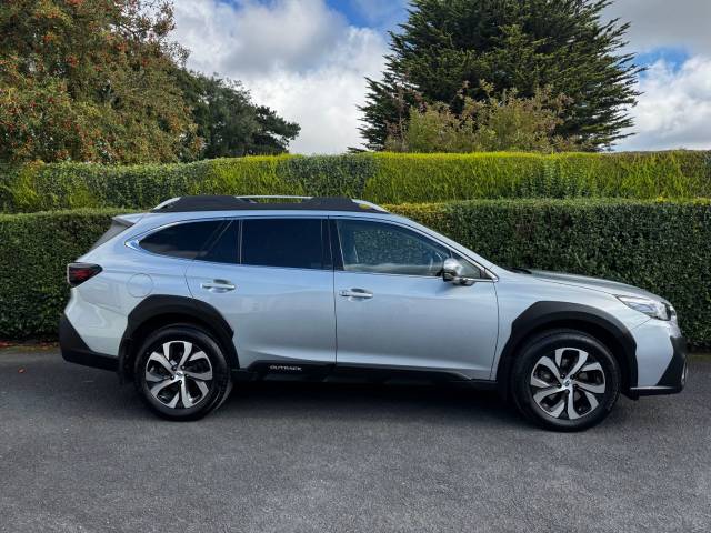 2023 Subaru Outback 2.5i Touring 5dr Lineartronic