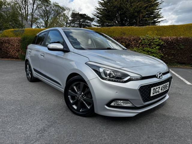 Hyundai i20 1.4 𝐕𝐄𝐇𝐈𝐂𝐋𝐄 𝐑𝐄𝐒𝐄𝐑𝐕𝐄𝐃 Hatchback Diesel Silver