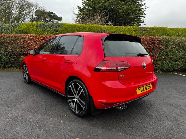 2017 Volkswagen Golf 2.0 𝐕𝐄𝐇𝐈𝐂𝐋𝐄 𝐑𝐄𝐒𝐄𝐑𝐕𝐄𝐃